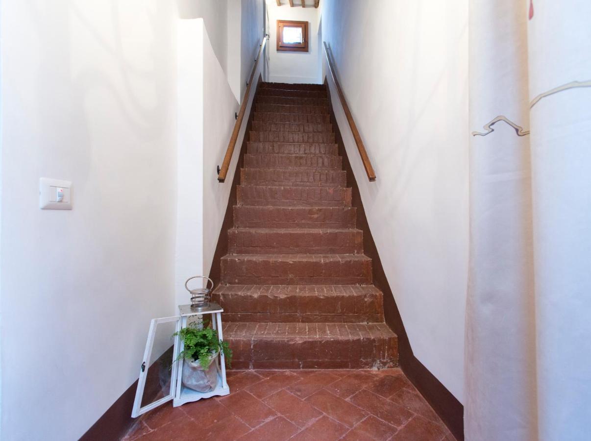 Апартаменты Residenza D'Epoca Palazzo Piccolomini Сиена Экстерьер фото